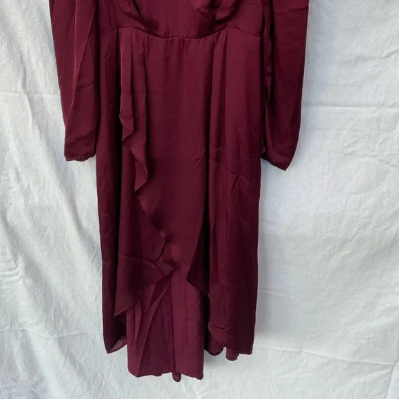 Express Deep Red Long Sleeve Dress - Picture 4 of 4